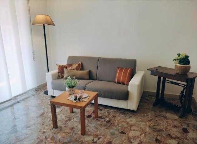 Appartamento Delizioso Con Terrazzo In Centro-Delicious Apartment With Terrace San Remo Extérieur photo